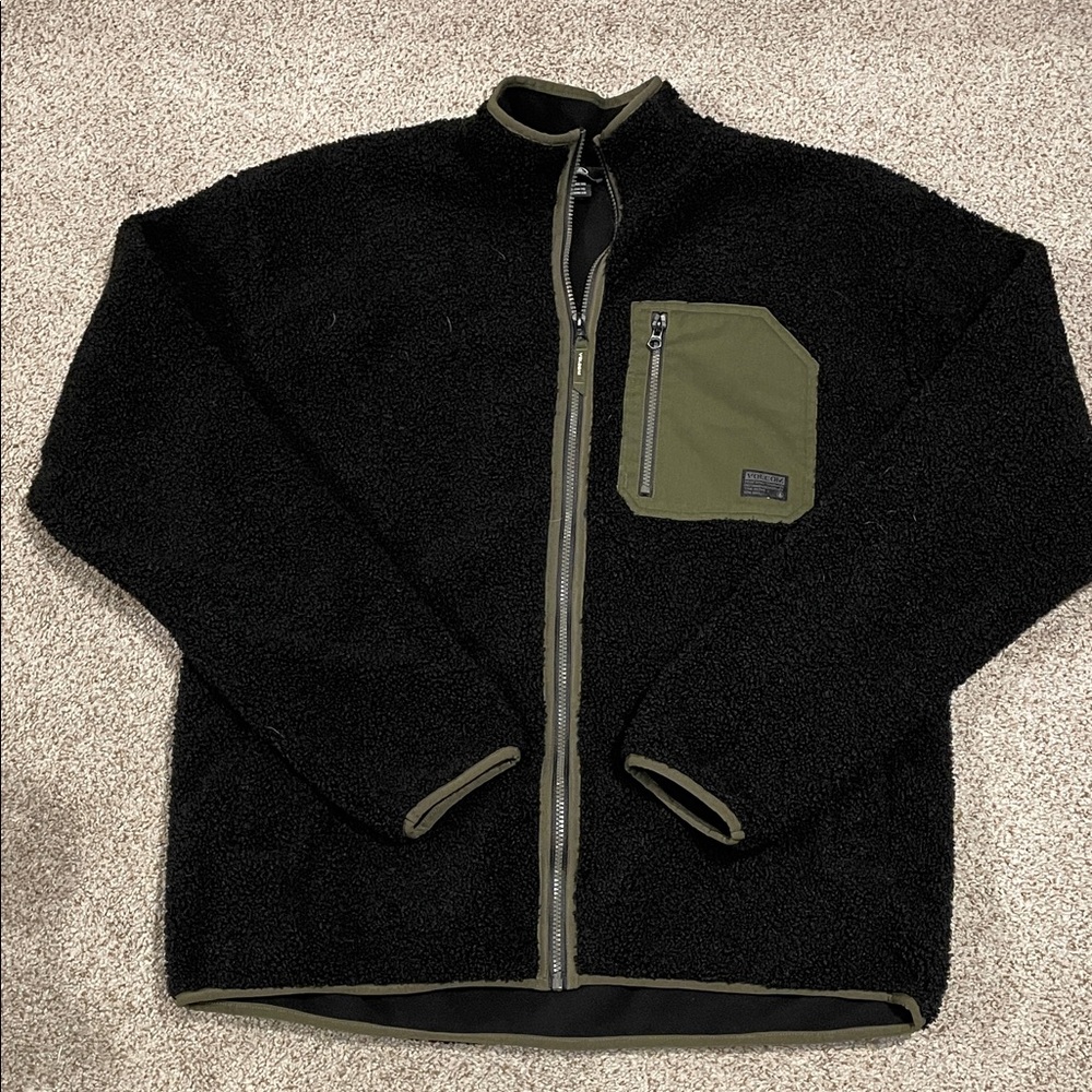 Volcom Men's Black and Green Thick Burly Sherpa
